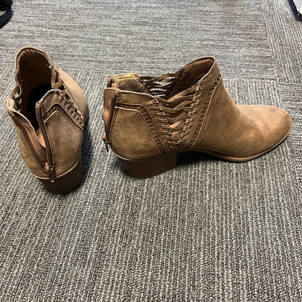 Fregalicious by Fregie tan booties